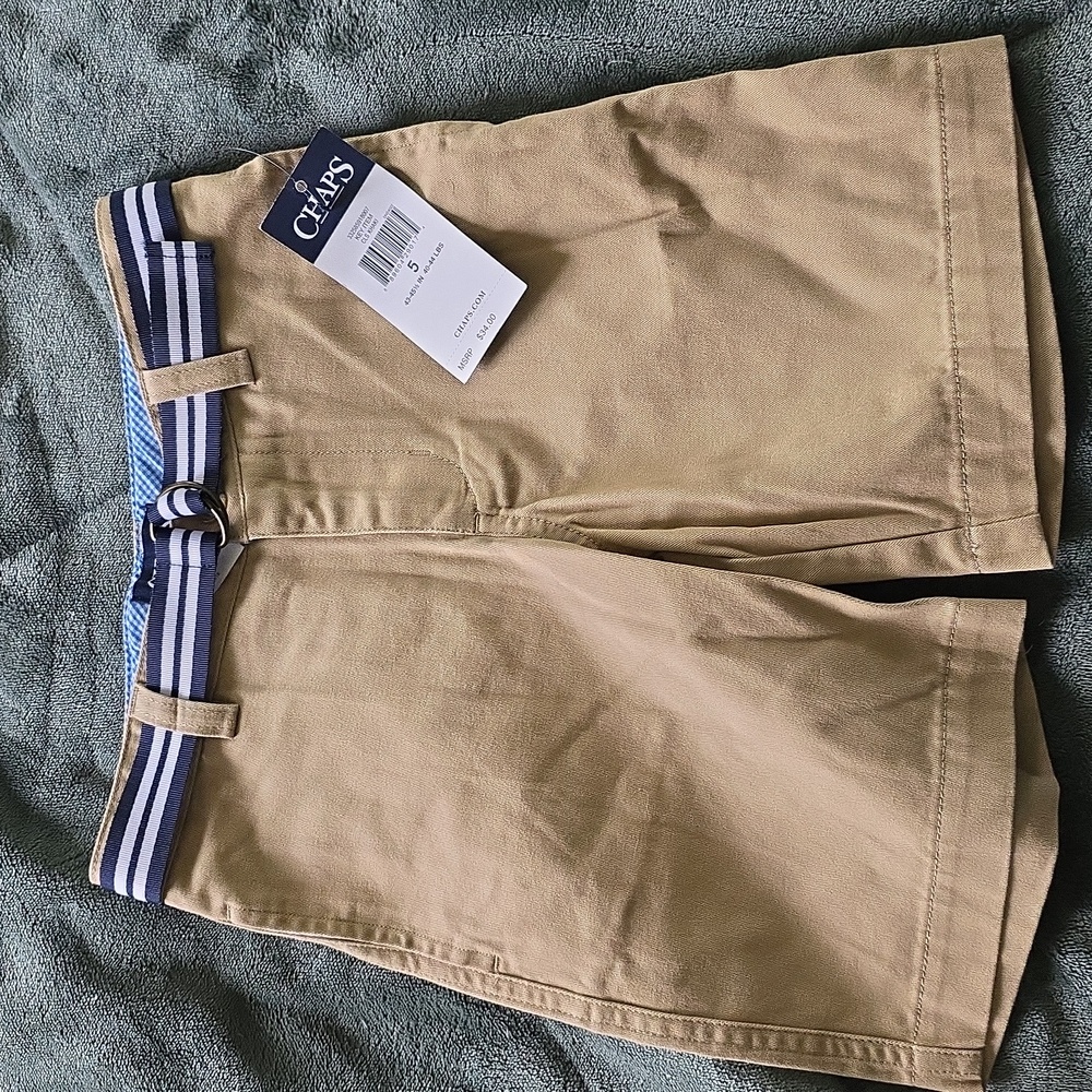 NWT Chaps brand shorts Khaki